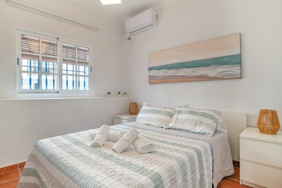 Living room, Bedroom