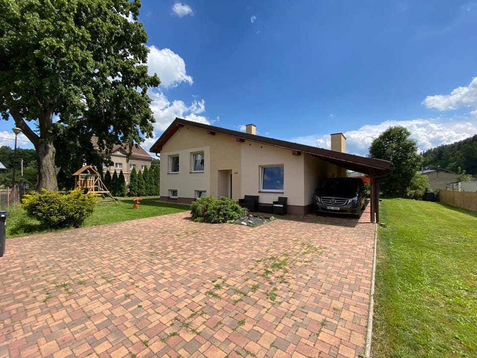 Property building, Garden
