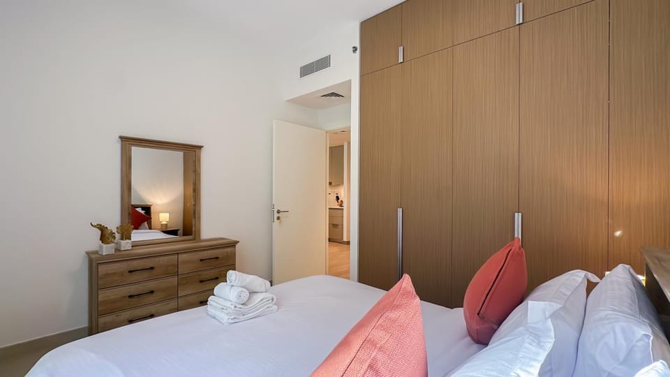 Bed, Bedroom, towels, wardrobe, air conditioner