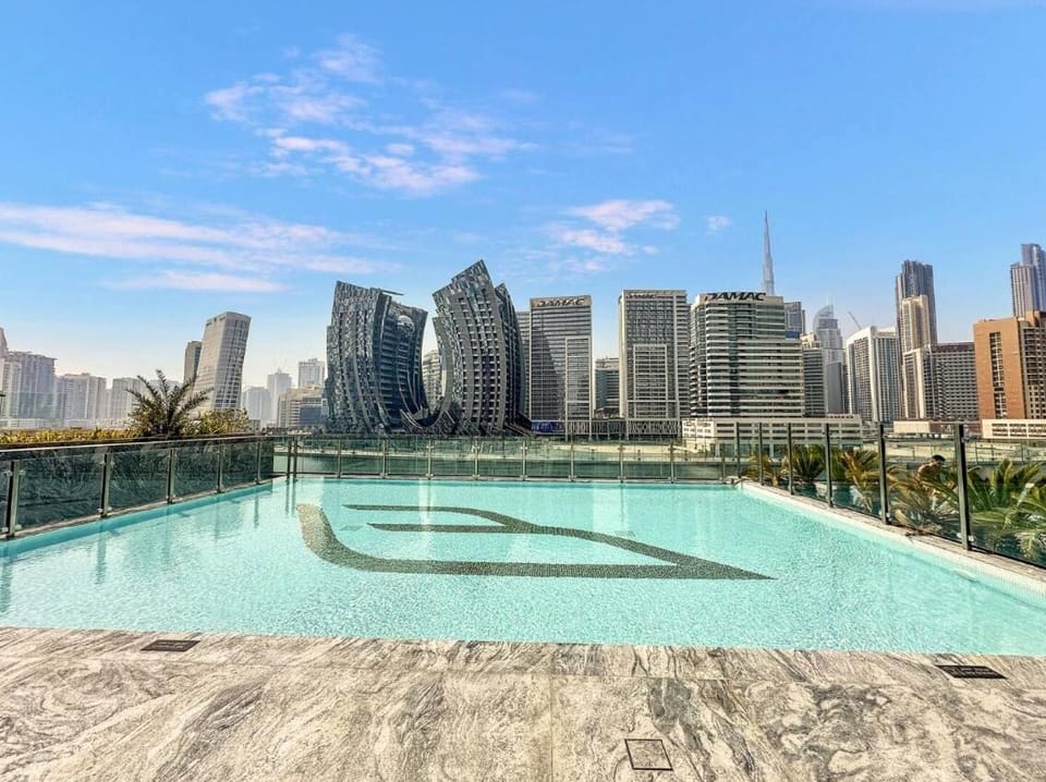 Studio With Jaw-Dropping Canal And Burj Views Apartment in Dubai