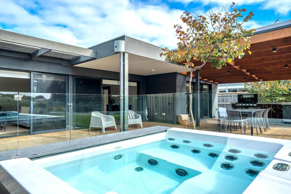 Patio, Swimming pool
