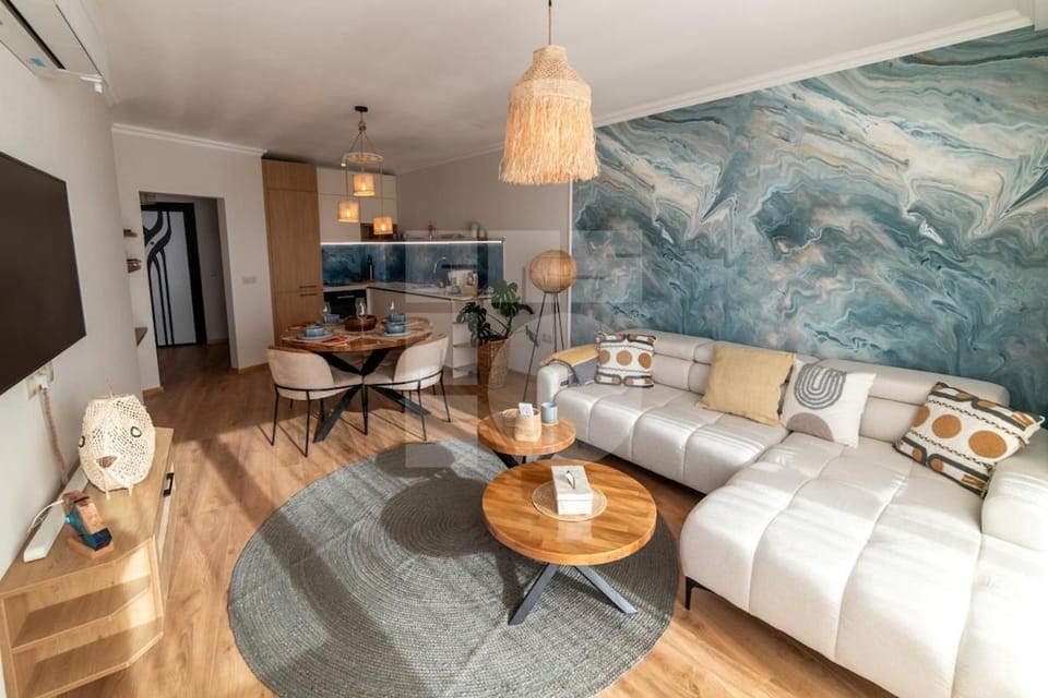 Bohemian 1BR Parking & SeaView Apartment in Varna
