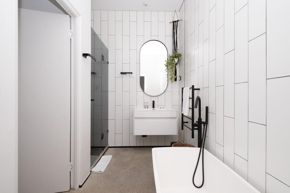 Shower, Bathroom, Bath