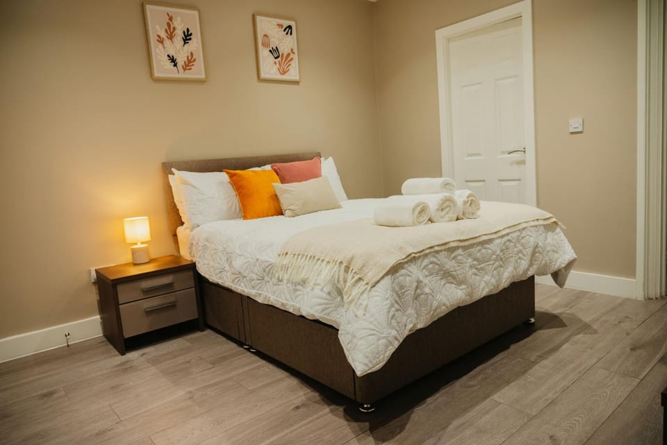 Bedroom, wardrobe