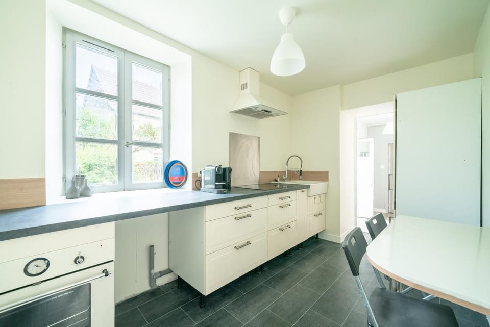 Kitchen or kitchenette, stove