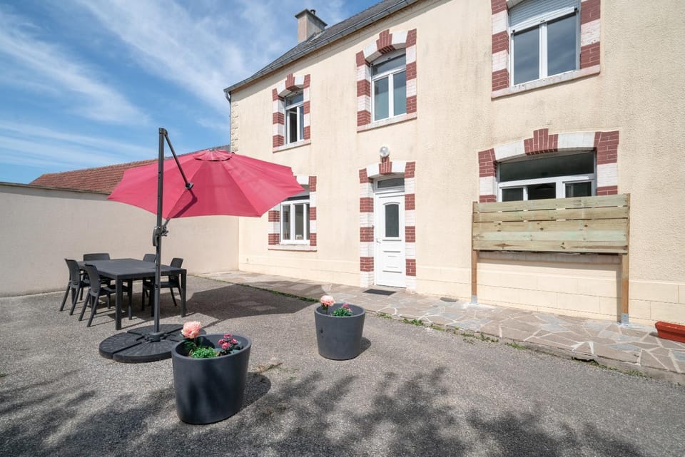 Property building, Patio