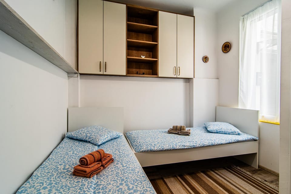 Bed, Photo of the whole room, Bedroom, towels, wardrobe