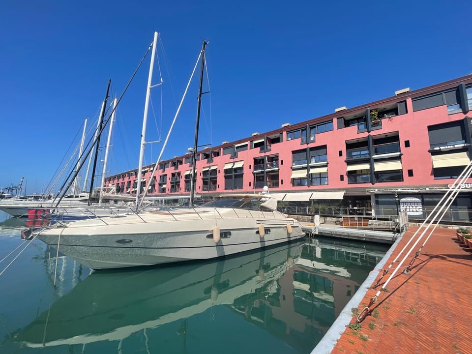 Property building, Sea view
