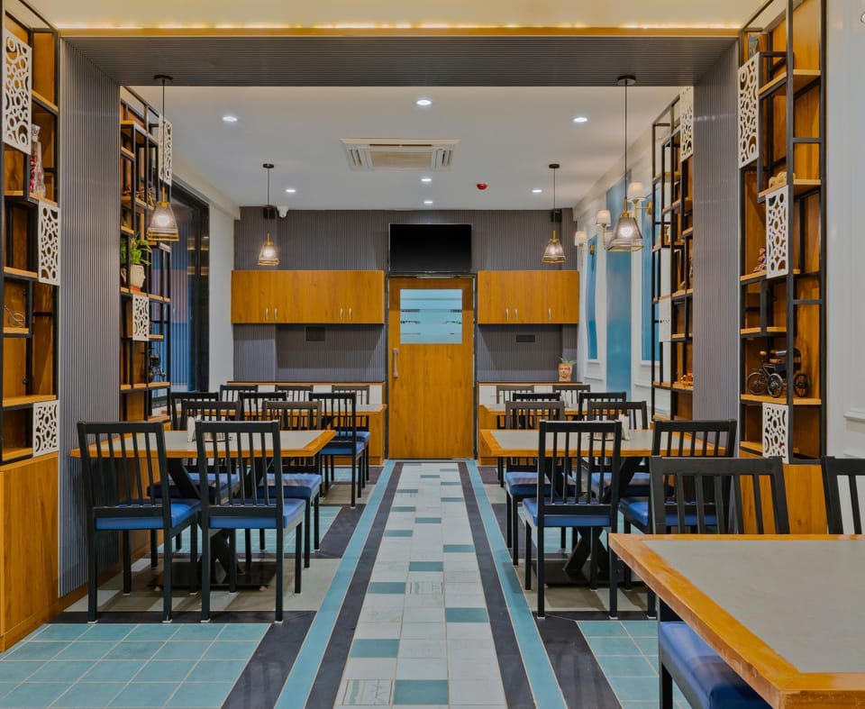 Restaurant/places to eat, Seating area
