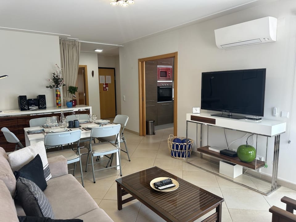 Living room, air conditioner