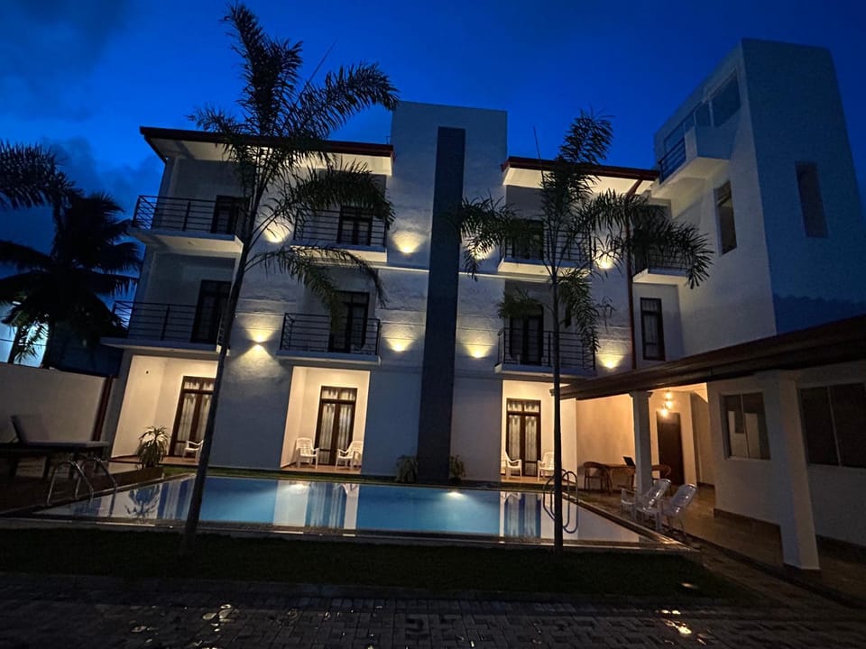 Sunny Bay Hotel Hotel in Negombo