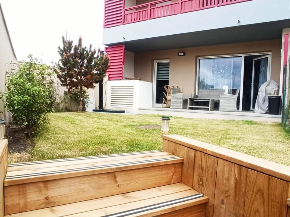 Appartement en rez-de-jardin Apartment in Lacanau
