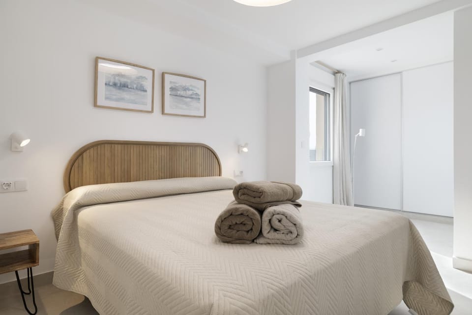 Living room, Bedroom