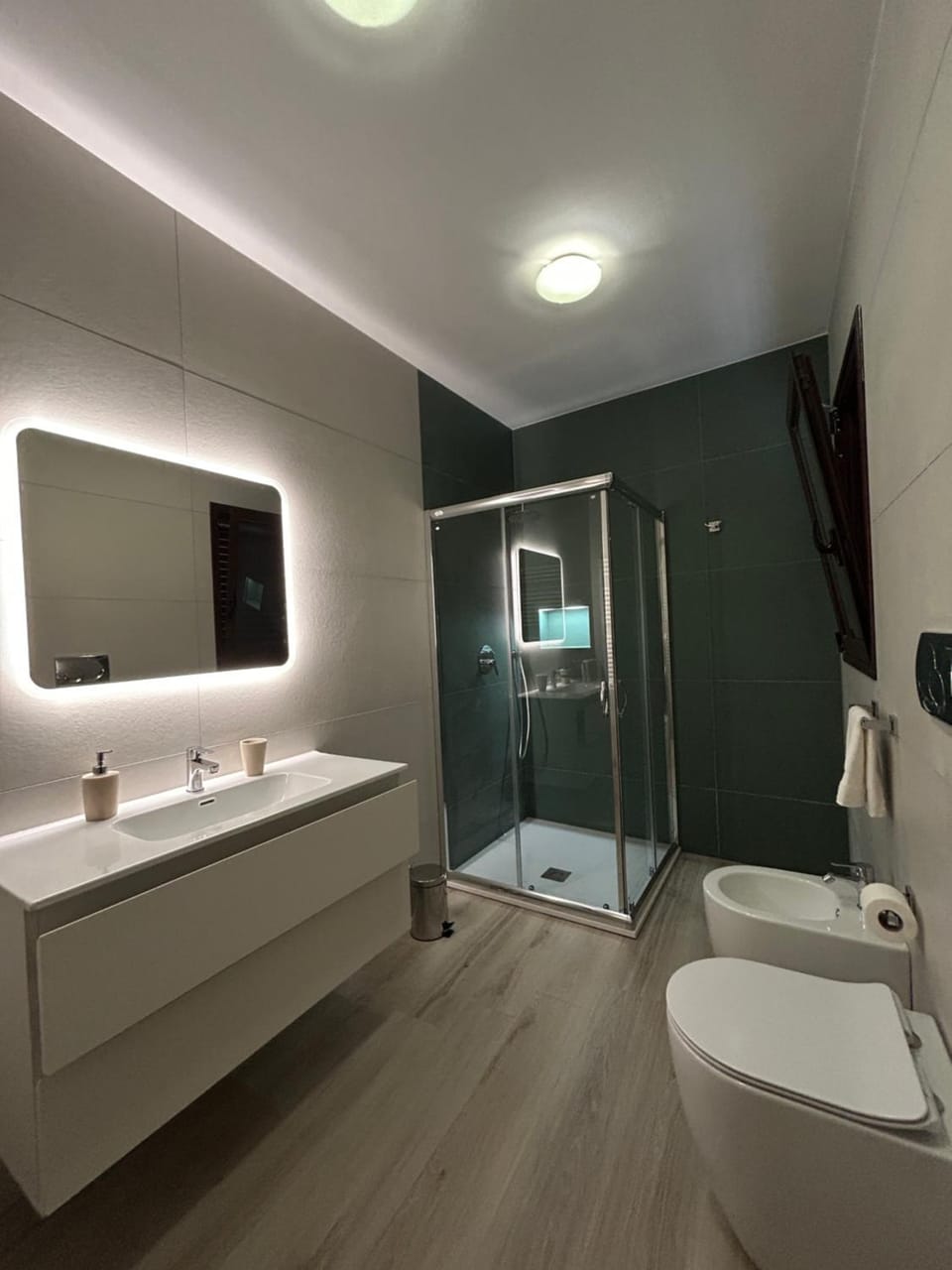 Shower, Bathroom