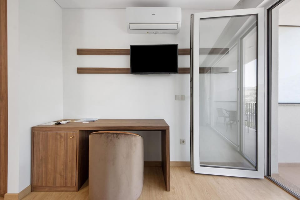 Property building, Living room, Bedroom