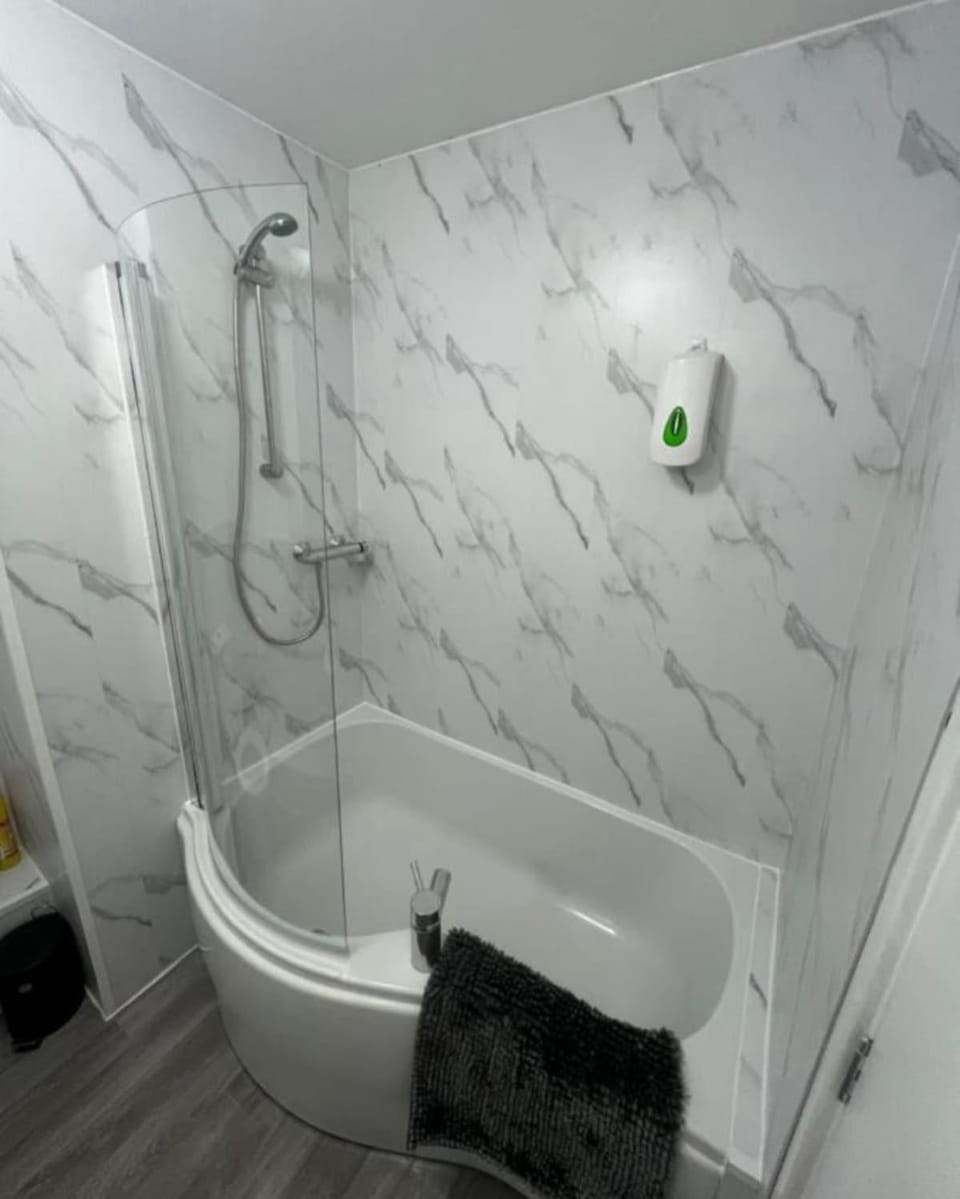 City centre apartment 2 Apartment in Cardiff