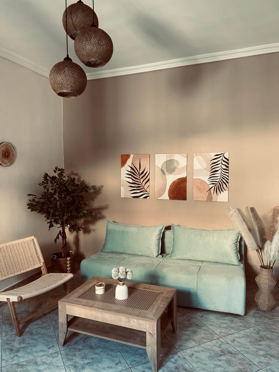 Living room, Seating area