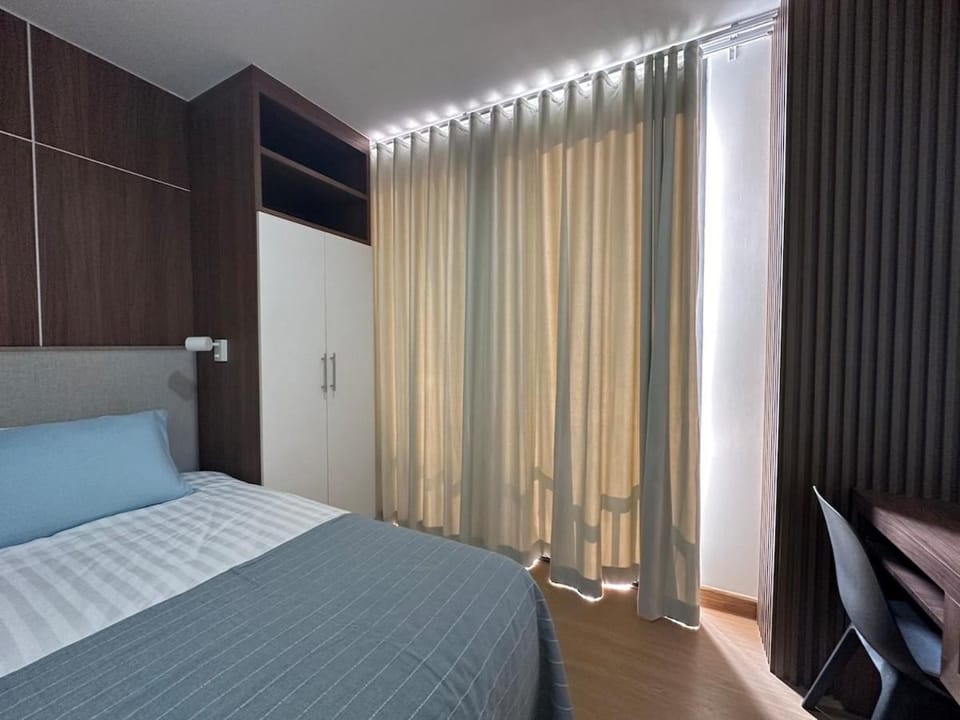 6th Avenue Sukhumvit BKK 301 BTS Asoke Nana MRT Apartment in Bangkok