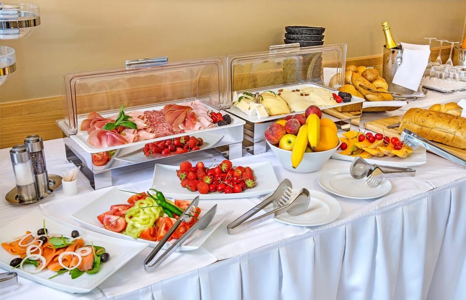Buffet breakfast