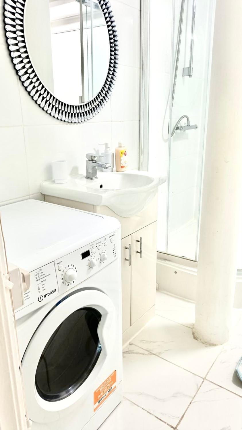 One Bedroom Flat D in Kentish Town Apartment in London Borough of Islington