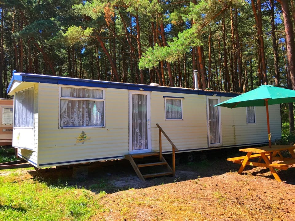 Karavanai "Aušroje" House in Palanga