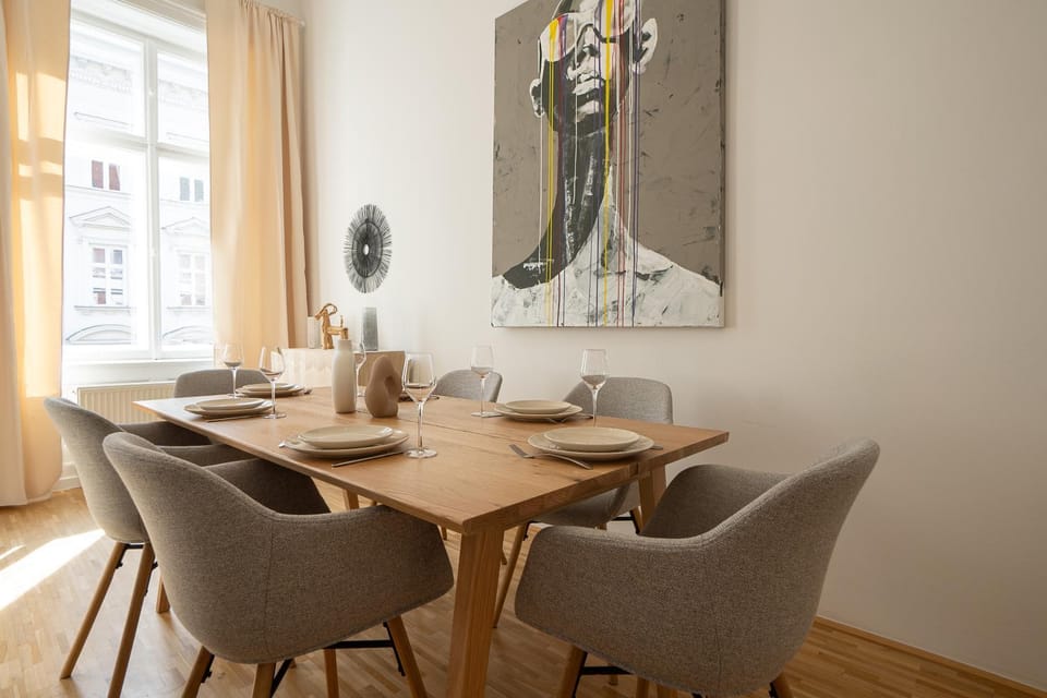 Living room, Dining area
