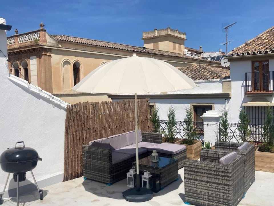 Patio, View (from property/room), Balcony/Terrace
