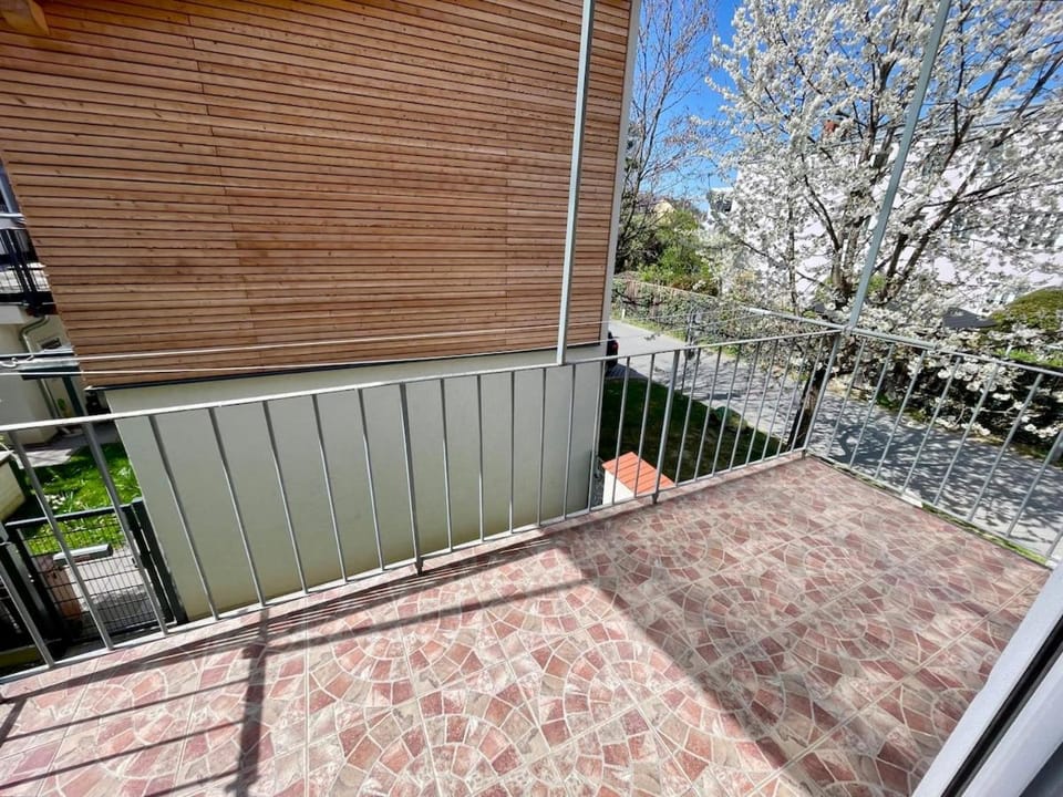 Stylische Wohnung nähe Stadthalle mit Balkon Apartment in Graz