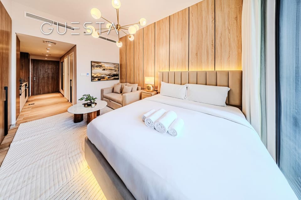 Bed, Photo of the whole room, wardrobe
