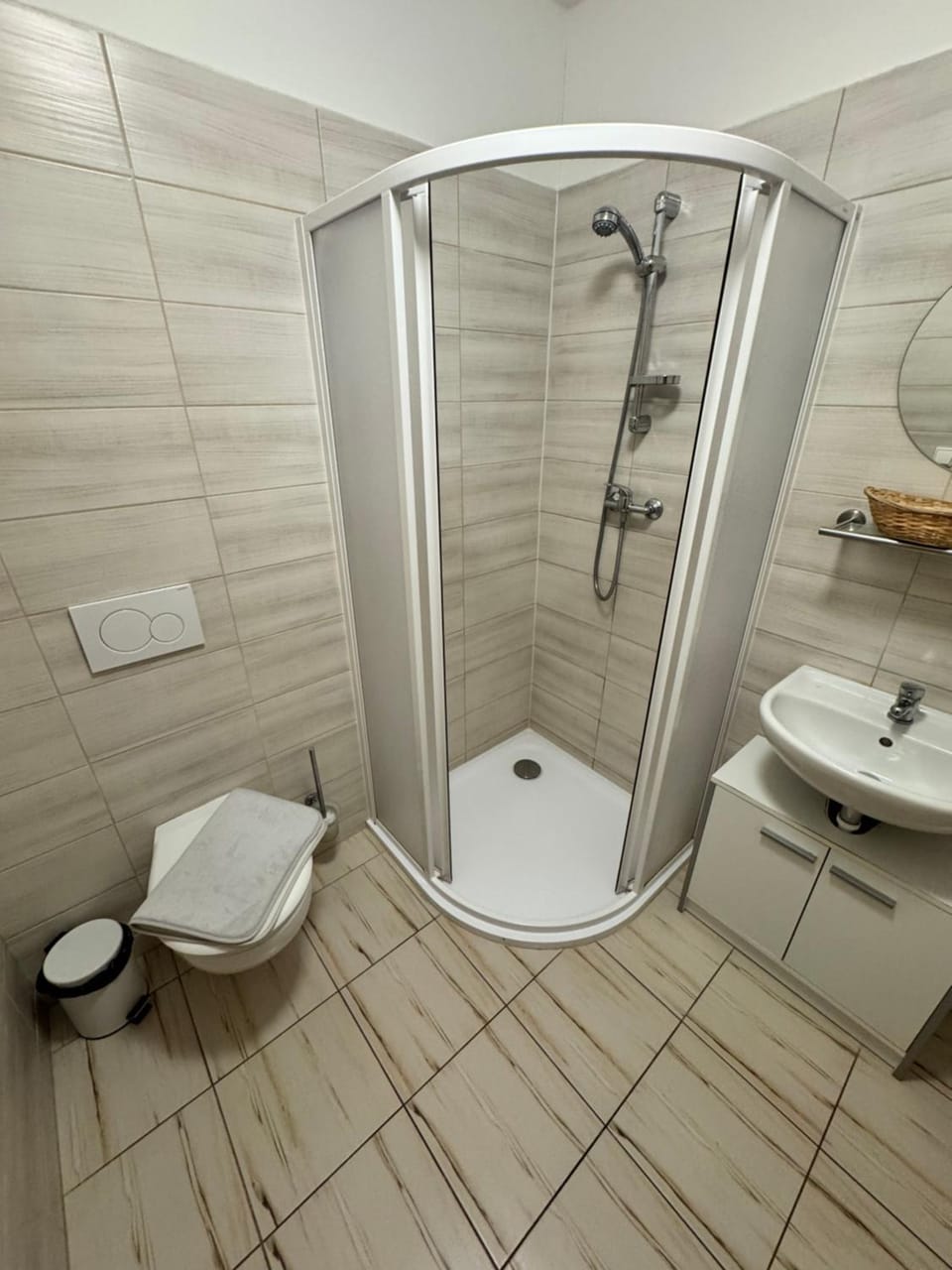 Shower, Bathroom
