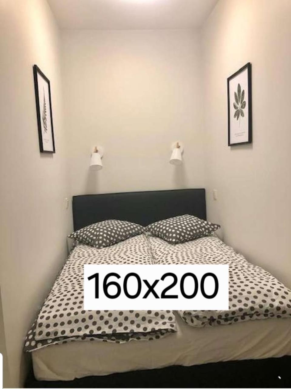 HaPPy Inn PLENTIFUL OLD Town Studio, Self check-in, AC, Parking in the underground Garage Apartment in Vilnius