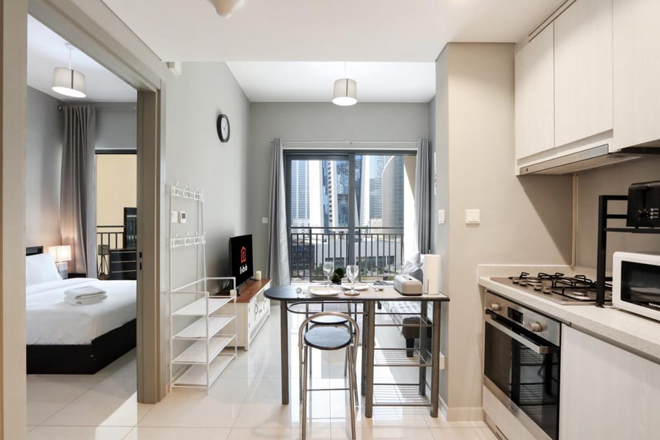 Kitchen or kitchenette, Living room