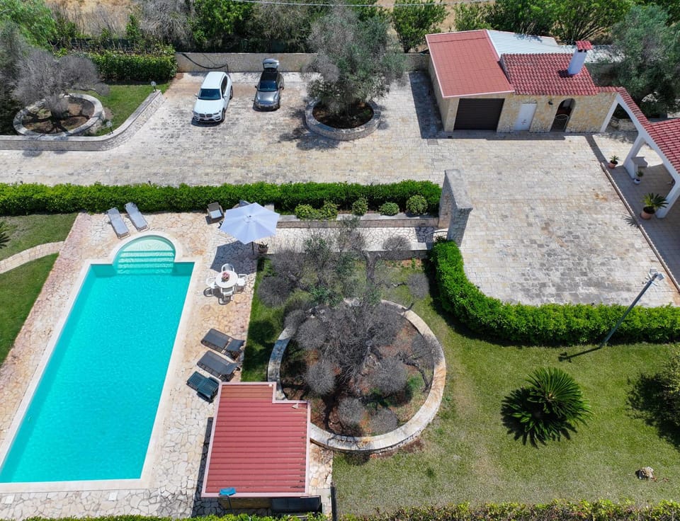 Villa Colombo by BiancoPugliaVacanze Villa in Province of Taranto