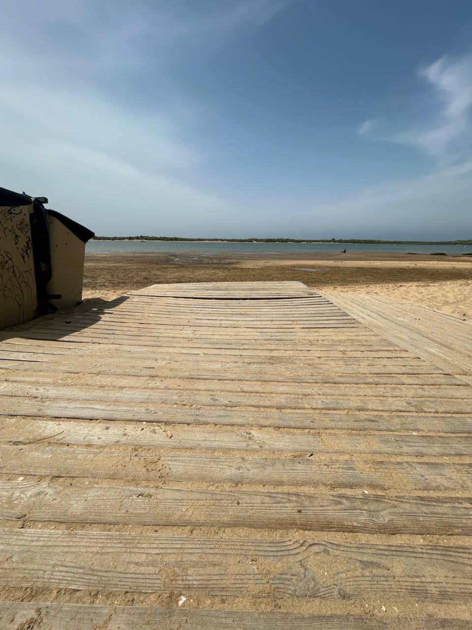 Apartamento a pie de playa en urbanización con piscina Apartment in Costa de la Luz