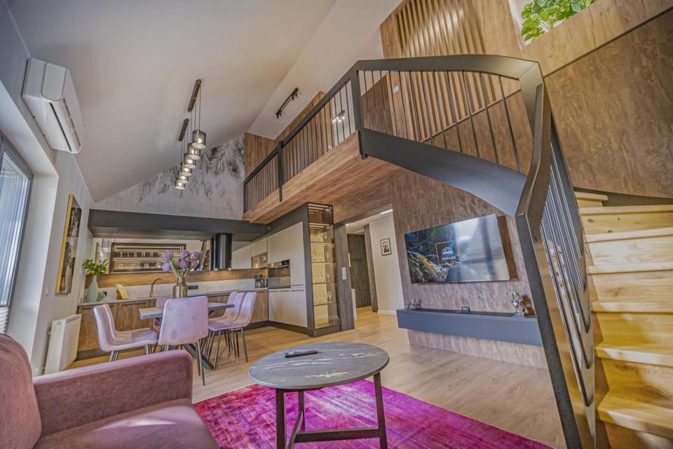 Living room, Dining area, kitchen