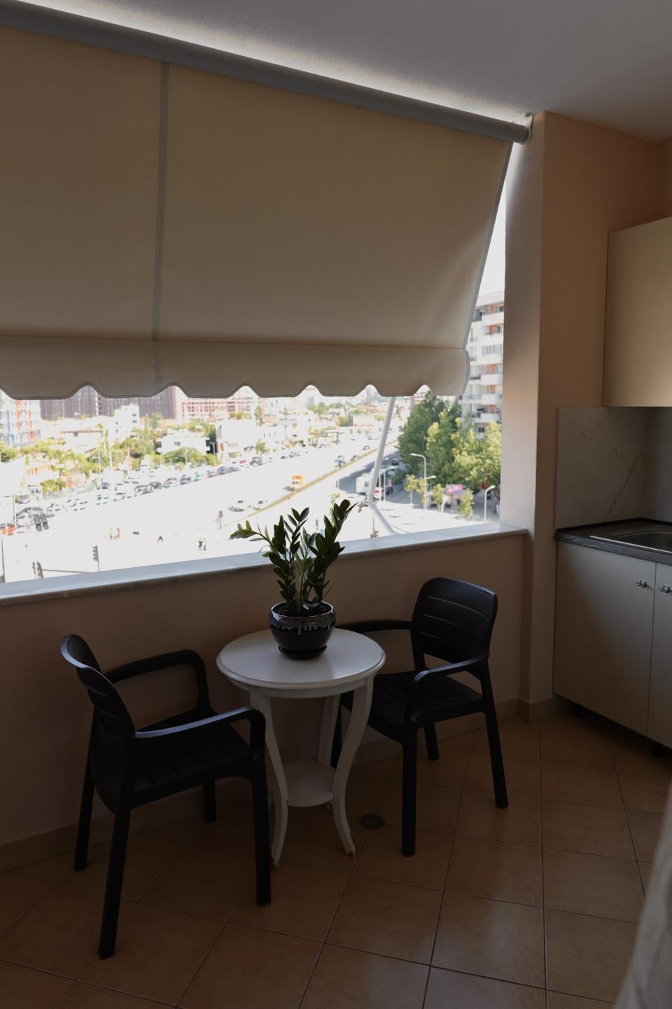 View (from property/room), Balcony/Terrace, Seating area, Dining area