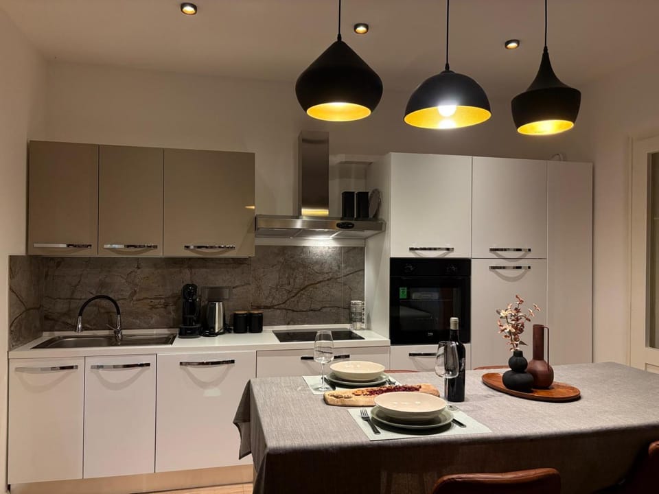Apartment Gold Wing Sinj Apartment in Split-Dalmatia County