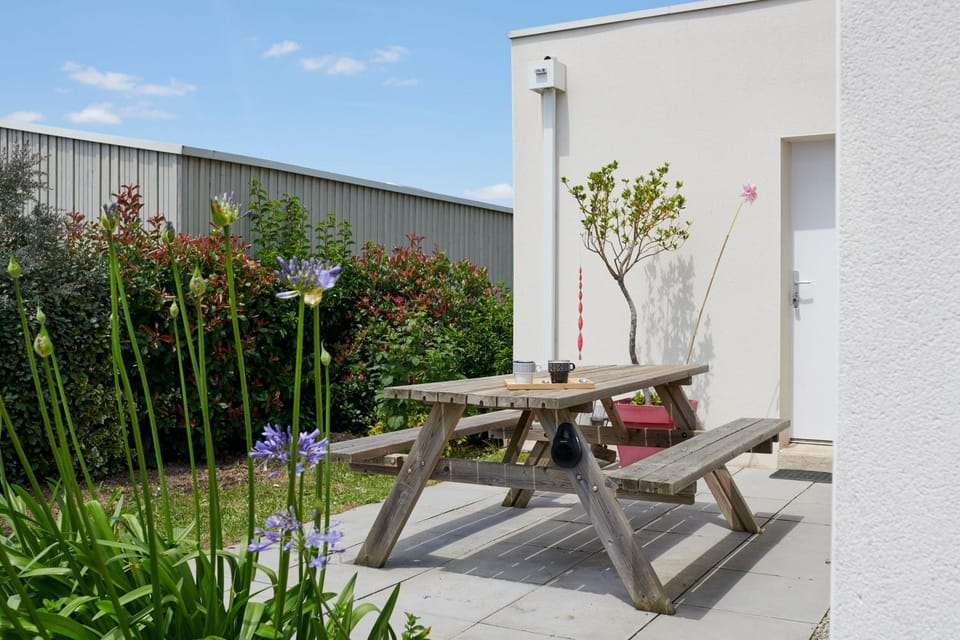 Patio, Spring, Garden, View (from property/room), Balcony/Terrace, Dining area, Garden view