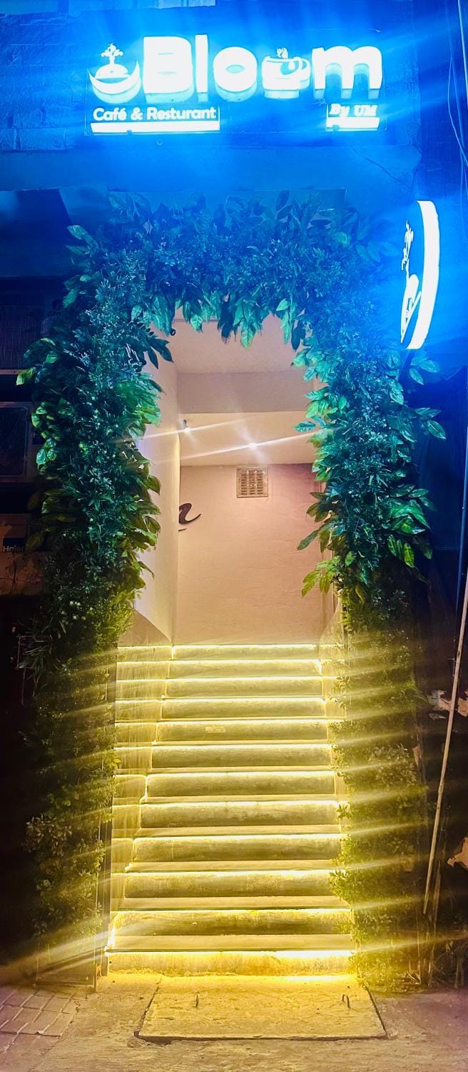 Skyline Executive Suite Rooftop Shisha & Dining Apartment in Islamabad