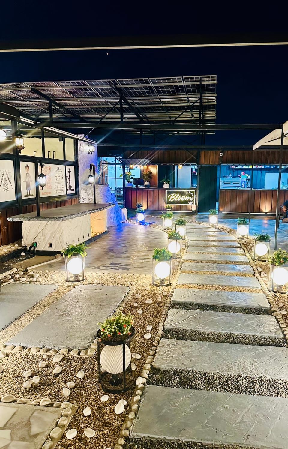 Skyline Executive Suite Rooftop Shisha & Dining Apartment in Islamabad