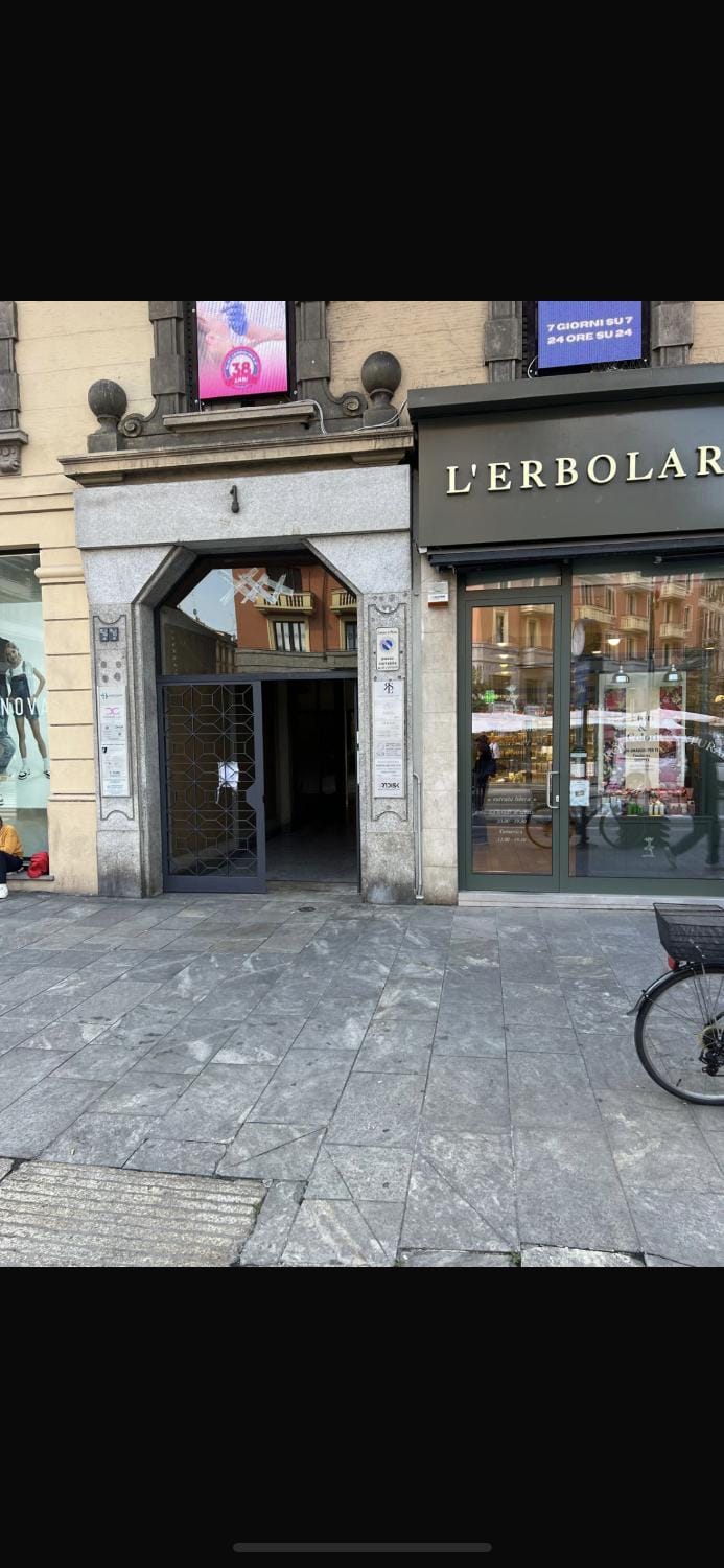 Property building, Facade/entrance, City view, Street view