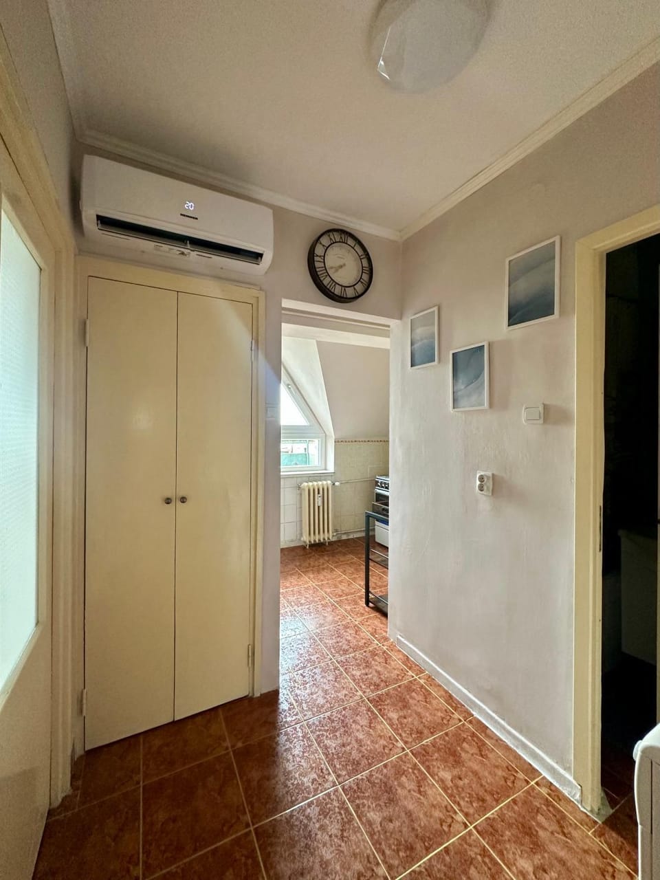 Garsonieră lângă Prefectură - ULTRACENTRALA Apartment in Craiova