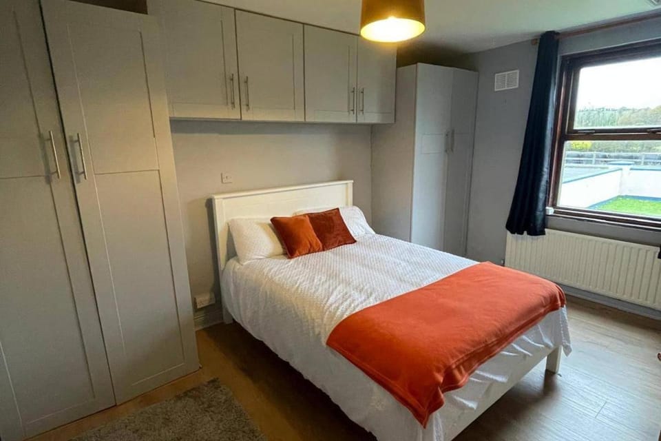 Bed, Bedroom, wardrobe