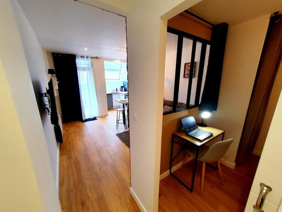 L'ATELIER I Neuf I Parking Gratuit I Proche Mer Apartment in Brittany