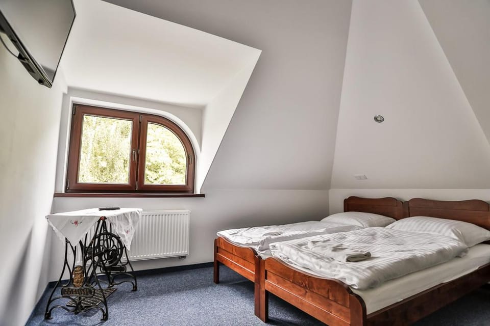 W Starym Młynie Bed and Breakfast in Lower Silesian Voivodeship