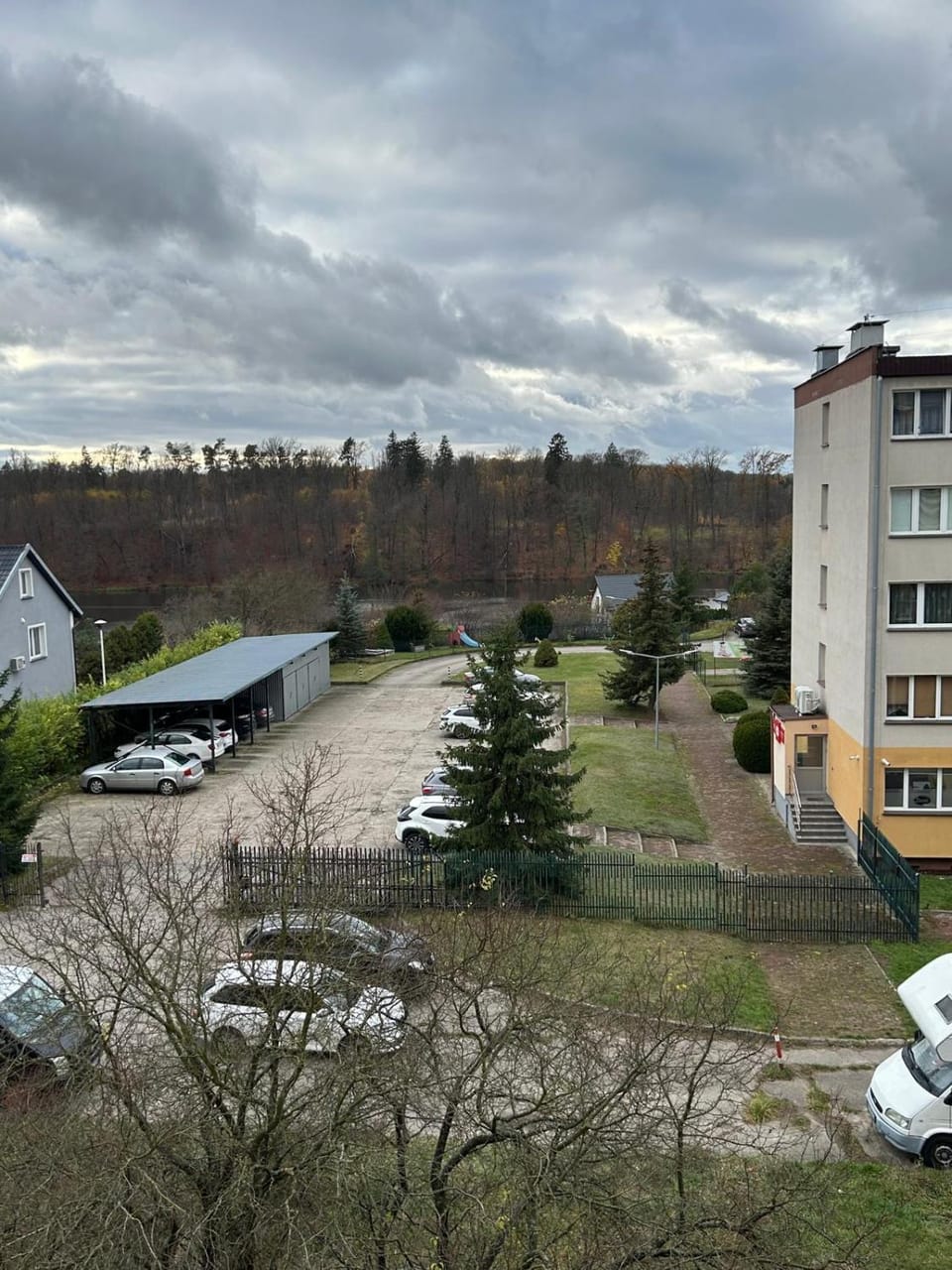 Neighbourhood, Natural landscape, Street view, Parking