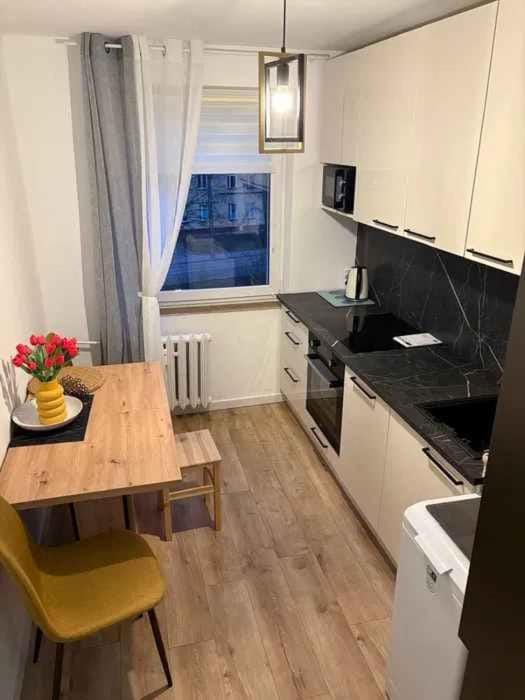 Kitchen or kitchenette, Food and drinks, Dining area, Food, minibar, oven, pet friendly, stove