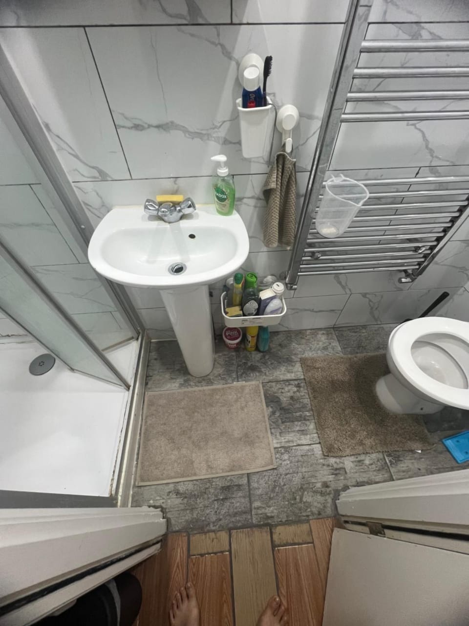Mita Flat Bed and Breakfast in London