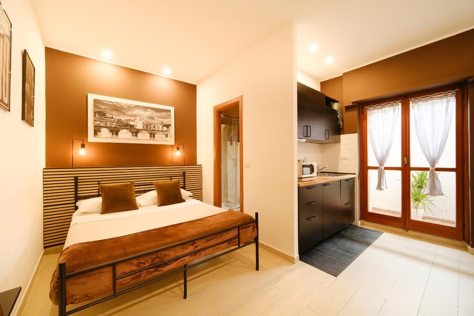 Bed, Kitchen or kitchenette, Photo of the whole room, Bedroom