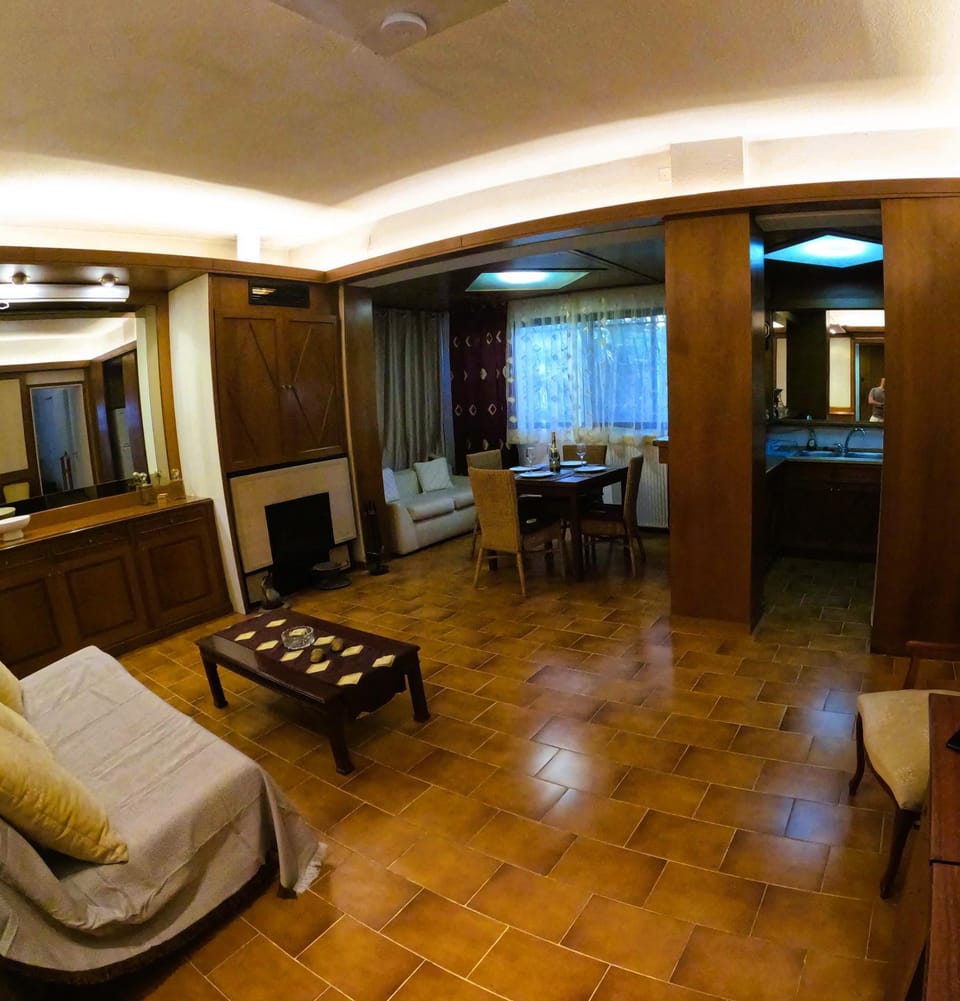 Cozy Mama Evas Homestay with Pool and Garden for Groups of 4 Apartment in Islands